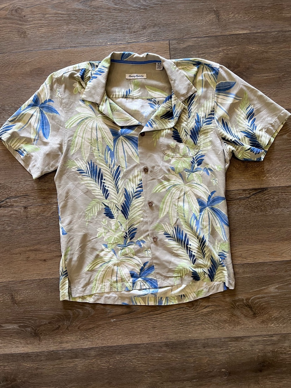 Tommy Bahama Silk blend Hawaiian Tropical Palm vacation resort Button-Up Shirt